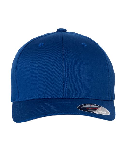 Flexfit 6277 fitted baseball hat in Royal Blue, front view.