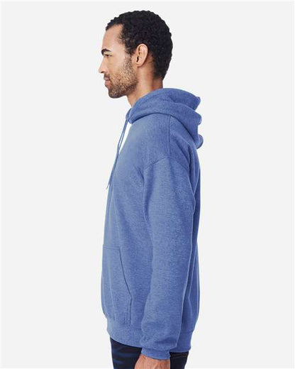 Gildan 18500 Heavy Blend pullover hoodie in Heather Deep Royal, side on model view.