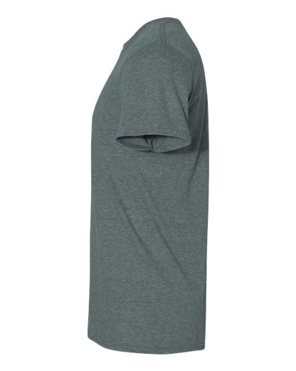 Gildan 64000 Softstyle T-shirt in Dark Heather, side view showing the short sleeve and hem.
