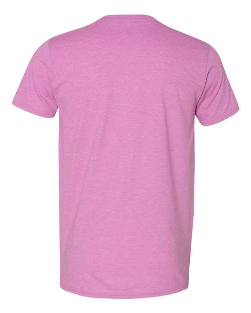 Gildan 64000 Softstyle T-shirt in Heather Radiant Orchid, back view showing the neckline and short sleeves.