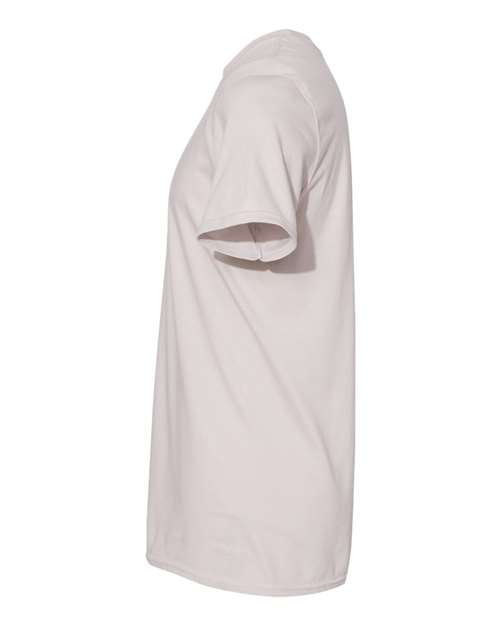 Gildan 64000 Softstyle T-shirt in Ice Grey, side view showing the short sleeve and hem.