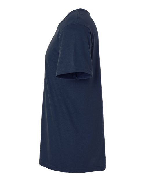 Gildan 64000 Softstyle T-shirt in Navy, side view showing the short sleeve and hem.