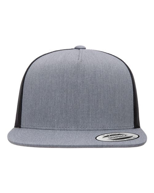 Yupoong 6006 flat brim trucker hat in Heather/ Black, front view.